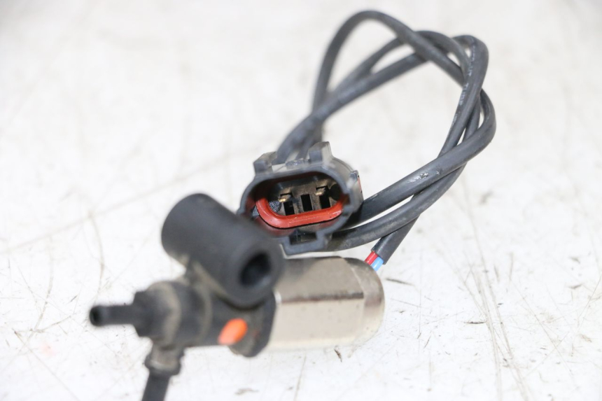 photo de AIR PRESSURE SENSOR KYMCO AGILITY 4T 50 (2018 - 2022) - Zoom on usage condition