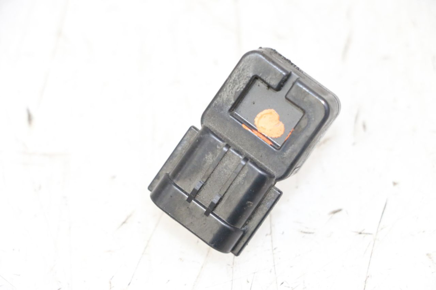 photo de AIR PRESSURE SENSOR SUZUKI BURGMAN 125 (2007 - 2014)