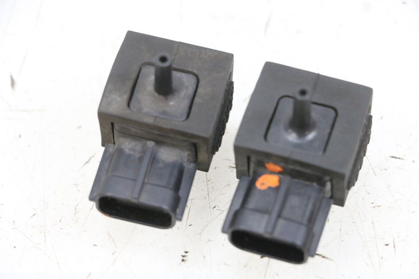 photo de AIR PRESSURE SENSOR SUZUKI BURGMAN 650 (2013 - 2020)