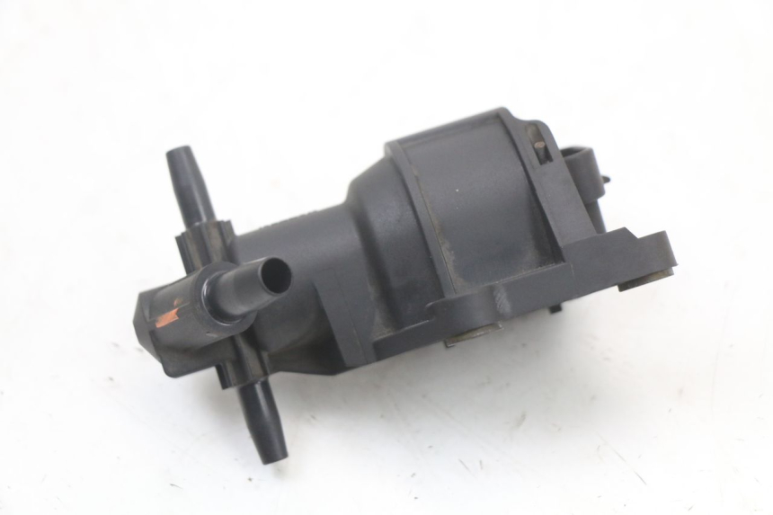 photo de AIR PRESSURE SENSOR MOTO GUZZI NORGE 8V GT 1200 (2011 - 2016) - Alternative perspective