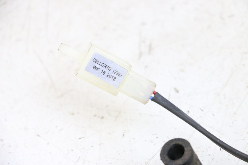 photo de AIR PRESSURE SENSOR EUROCKA R8 4T 50 (2013 - 2022)