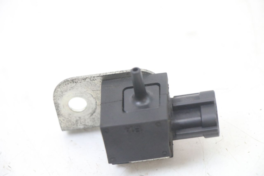 photo de AIR PRESSURE SENSOR SUZUKI GSX F GSXF 650 (2007 - 2015)