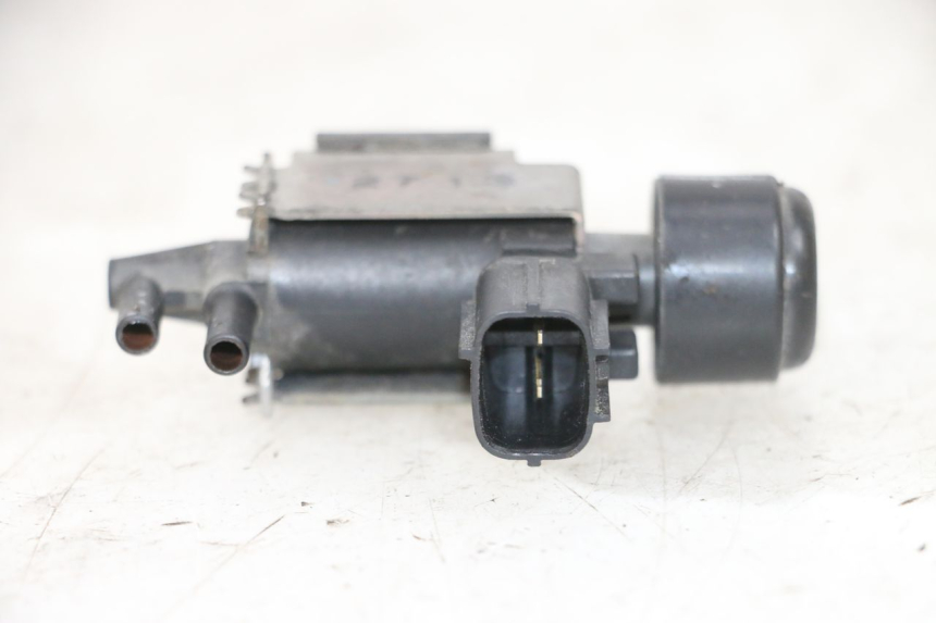 photo de AIR PRESSURE SENSOR YAMAHA TDM ABS 900 (2002 - 2014) - Zoom on usage condition