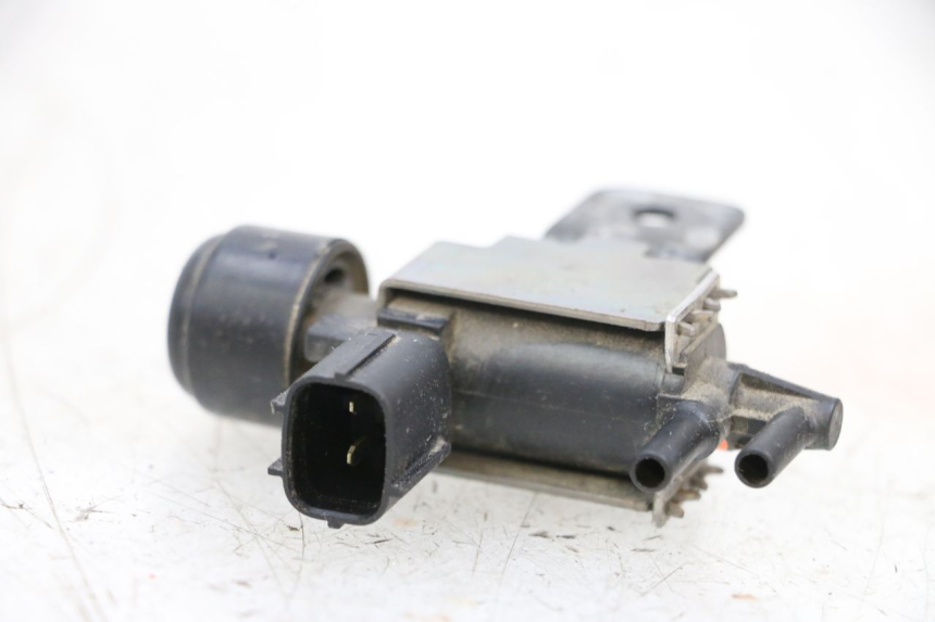 photo de AIR PRESSURE SENSOR YAMAHA TDM ABS 900 (2002 - 2014) - Alternative perspective