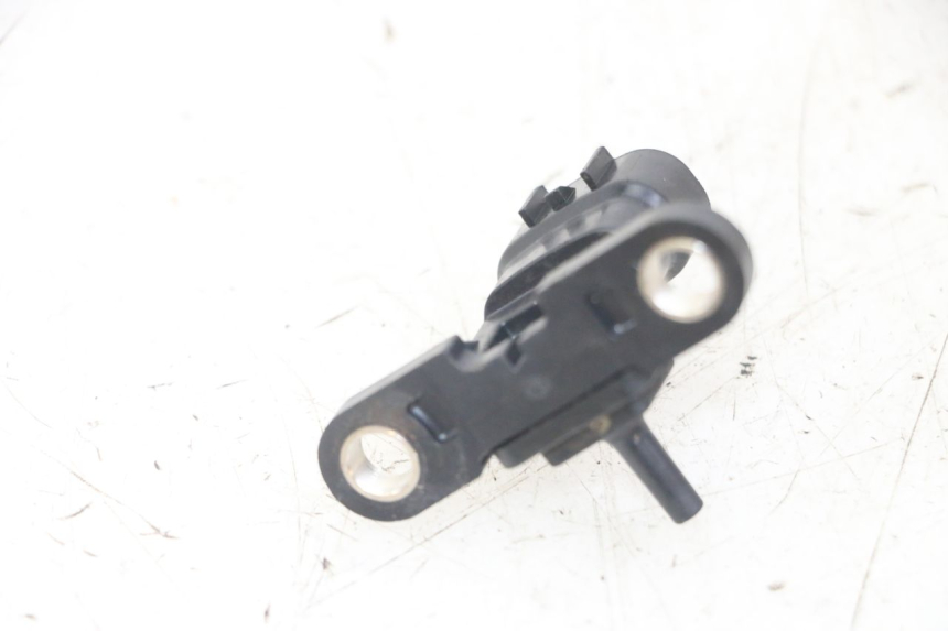 photo de AIR PRESSURE SENSOR YAMAHA X-MAX XMAX 125 (2010 - 2014)