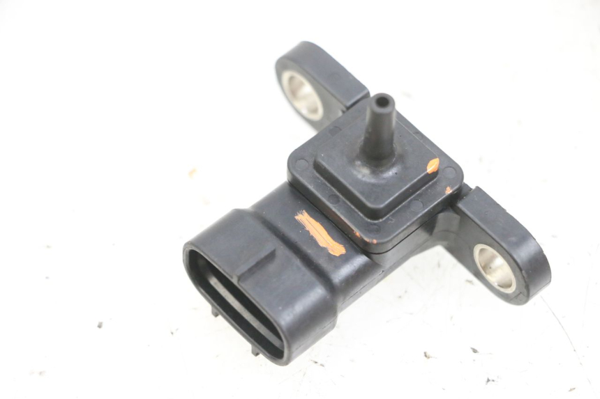 photo de AIR PRESSURE SENSOR YAMAHA XMAX X-MAX 125 (2006 - 2009) - Main view
