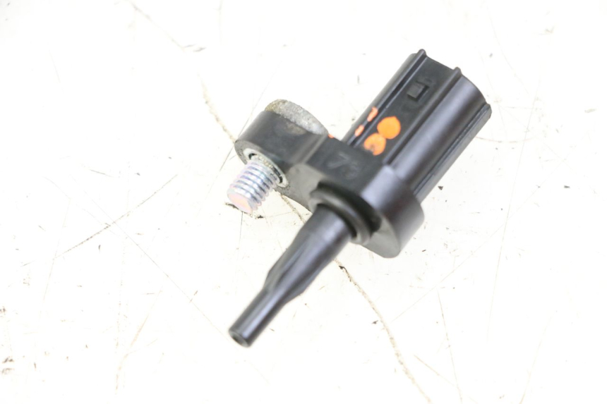 photo de AIR PRESSURE SENSOR YAMAHA XJ6 600 (2008 - 2016)