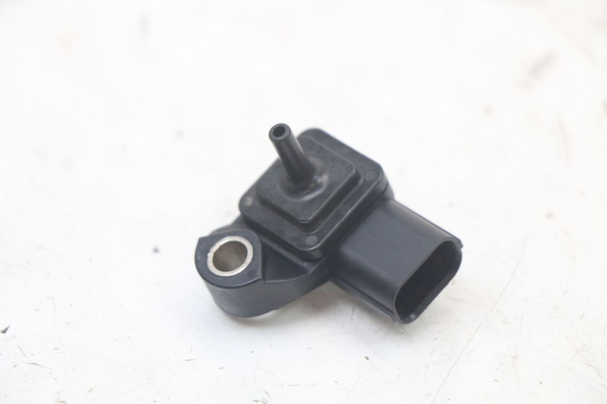 photo de AIR PRESSURE SENSOR YAMAHA FJR ABS 1300 (2006 - 2012)