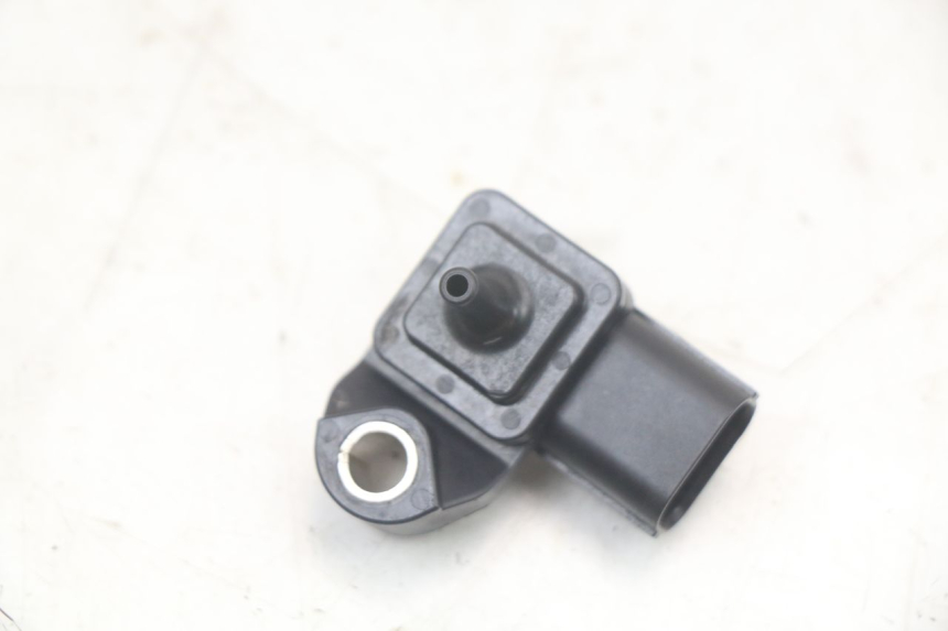 photo de AIR PRESSURE SENSOR YAMAHA FJR ABS 1300 (2006 - 2012)