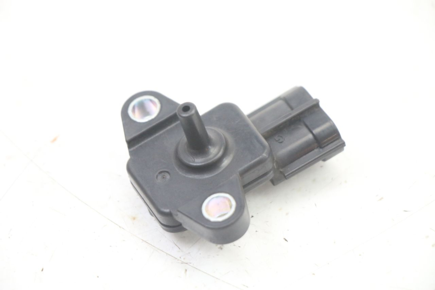 photo de AIR PRESSURE SENSOR YAMAHA FZ6 FAZER S2 600 (2007 - 2011)