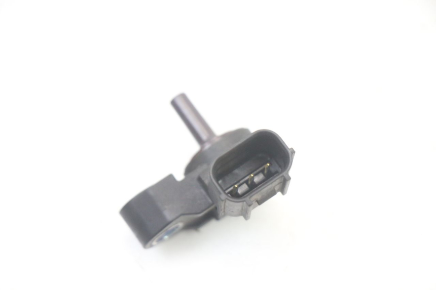 photo de AIR PRESSURE SENSOR YAMAHA XJ6 ABS 600 (2008 - 2016)