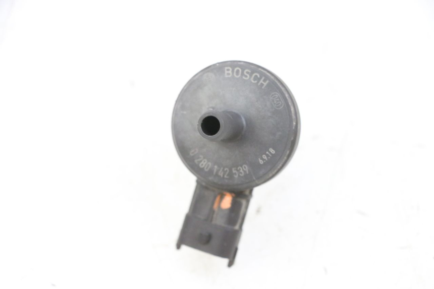 photo de AIR PRESSURE SENSOR PIAGGIO ZIP 4T 50 (2018 - 2020) - Component detail