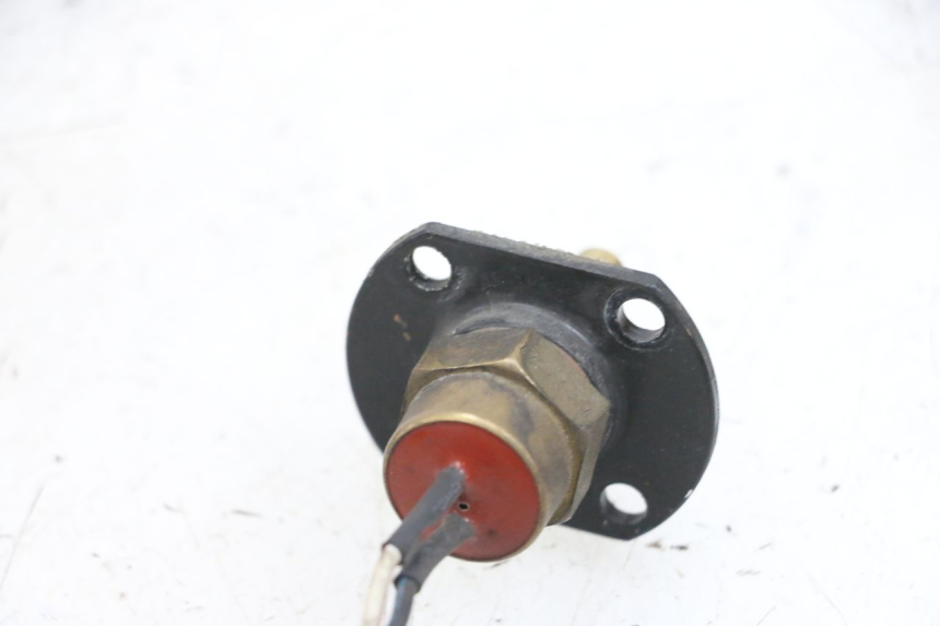 photo de AIR PRESSURE SENSOR KAWASAKI ZR 7 750 (1999 - 2001) - Technical close-up