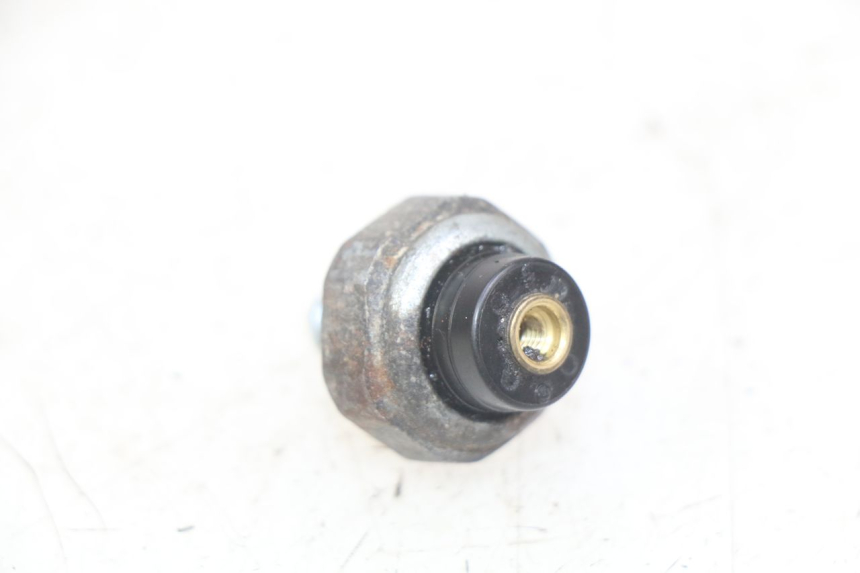 photo de OIL PRESSURE SENSOR SUZUKI BURGMAN 650 (2002 - 2004)