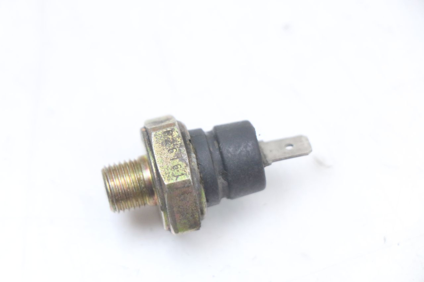 photo de BRAKE OIL PRESSURE SENSOR RENAULT KOURANOS 125 (2001 - 2004)