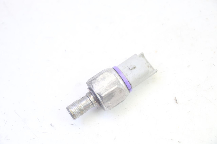 photo de OIL BRAKE PRESSURE SENSOR PIAGGIO MP3 LT 400 (2007 - 2012) - Main view
