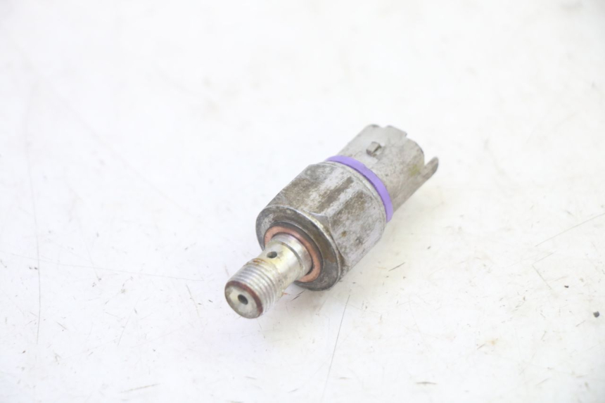 photo de OIL BRAKE PRESSURE SENSOR PIAGGIO MP3 RL 250 (2007 - 2010)