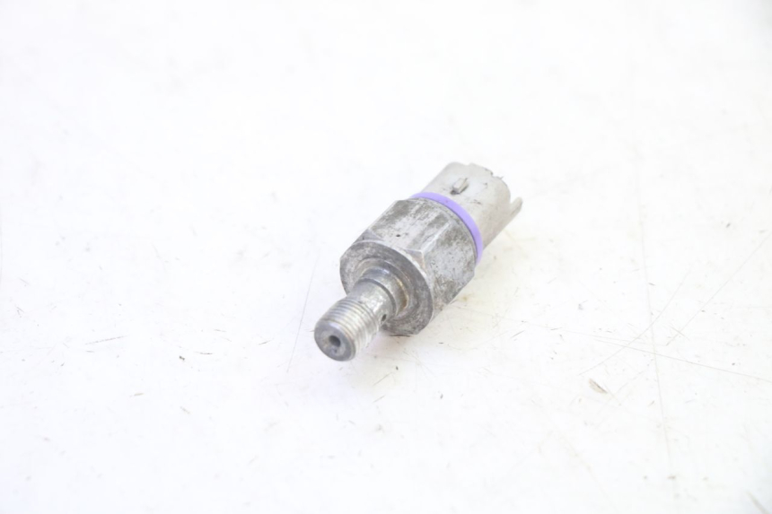 photo de OIL BRAKE PRESSURE SENSOR PIAGGIO MP3 125 (2006 - 2014)