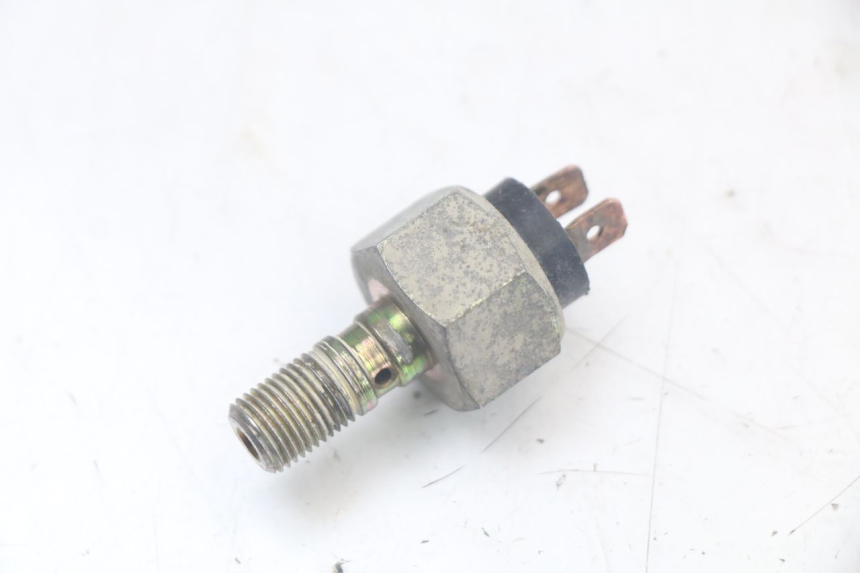 photo de OIL BRAKE PRESSURE SENSOR PEUGEOT XP6 50 (1997 - 2003)