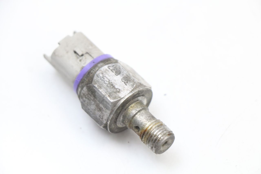 photo de OIL BRAKE PRESSURE SENSOR PIAGGIO MP3 125 (2006 - 2014)