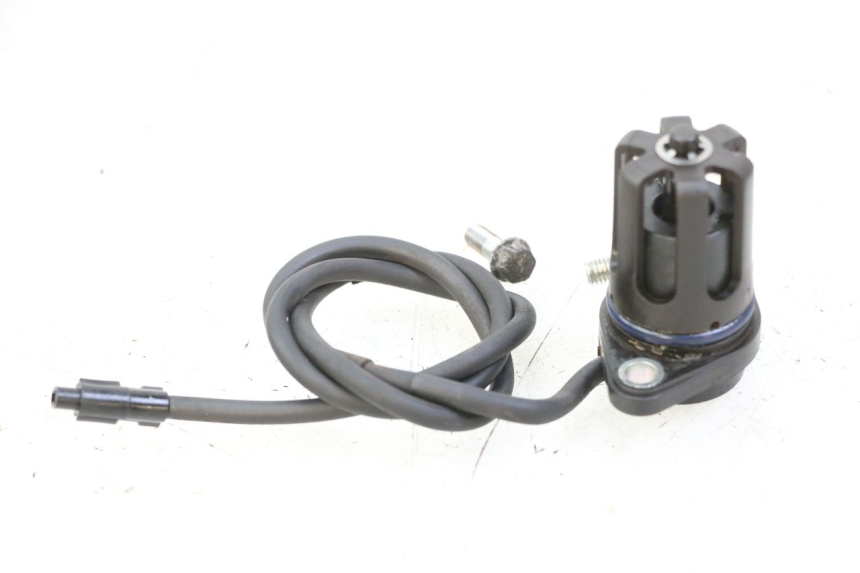 photo de OIL PRESSURE SENSOR YAMAHA FZ6 FAZER S2 600 (2007 - 2011)