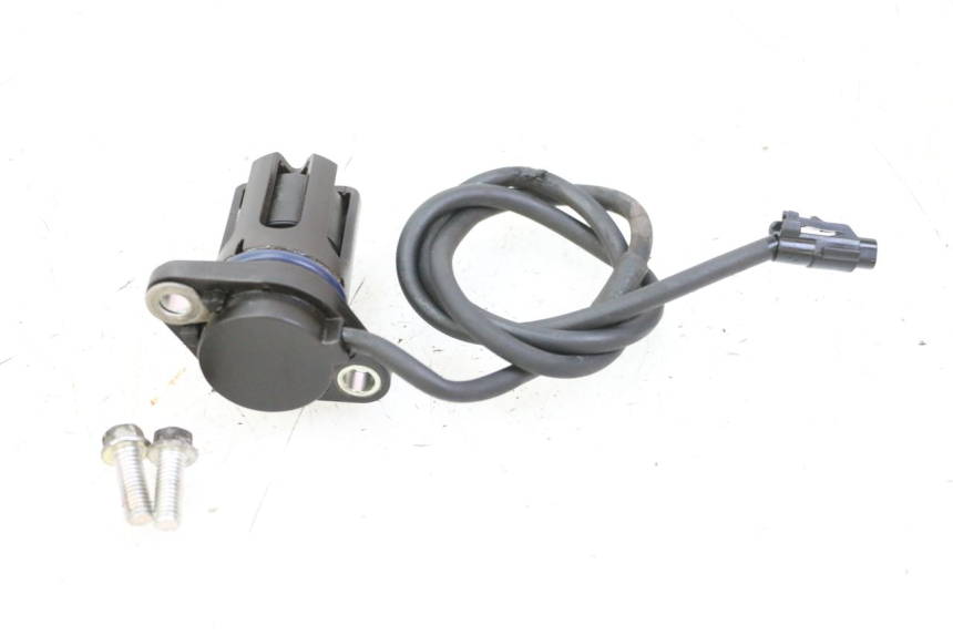 photo de OIL PRESSURE SENSOR YAMAHA FZ6 FAZER S2 600 (2007 - 2011)