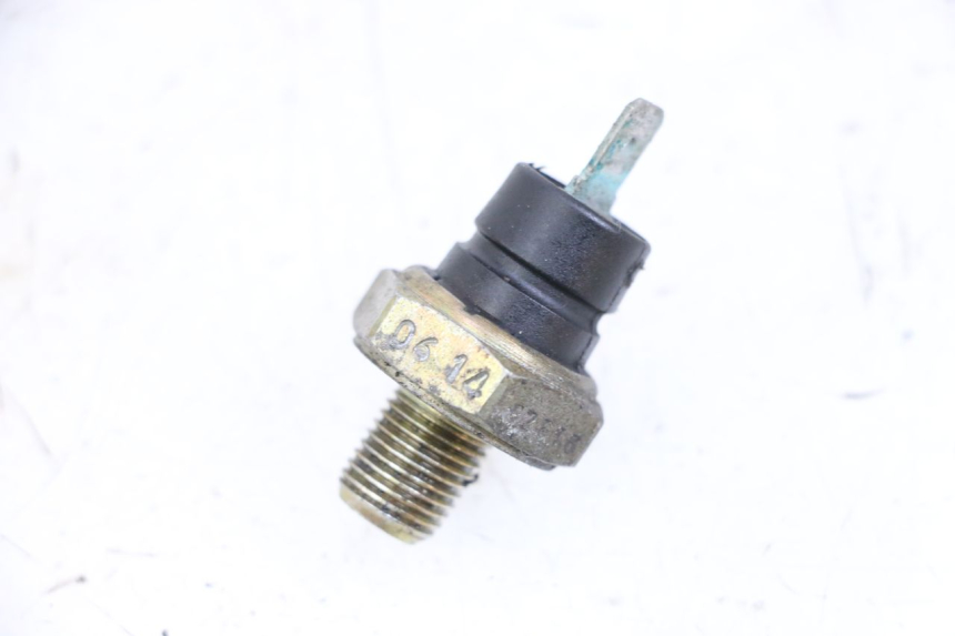 photo de OIL PRESSURE SENSOR PIAGGIO XEVO - X EVO 125 (2007 - 2016)