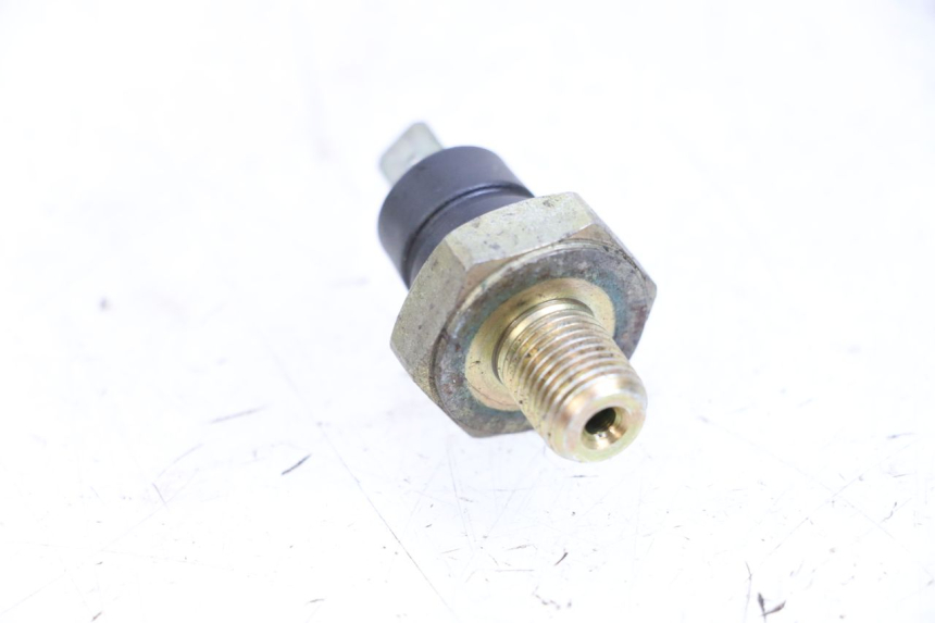 photo de OIL PRESSURE SENSOR PIAGGIO XEVO - X EVO 125 (2007 - 2016)