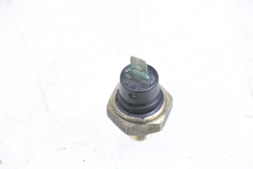 photo de OIL PRESSURE SENSOR PIAGGIO XEVO - X EVO 125 (2007 - 2016)