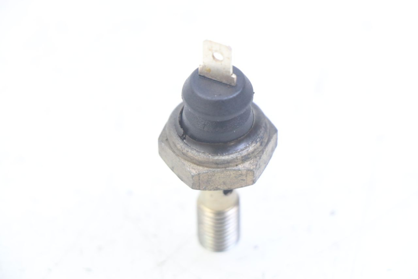 photo de OIL PRESSURE SENSOR TRIUMPH SPRINT ST 955 (1999 - 2001)