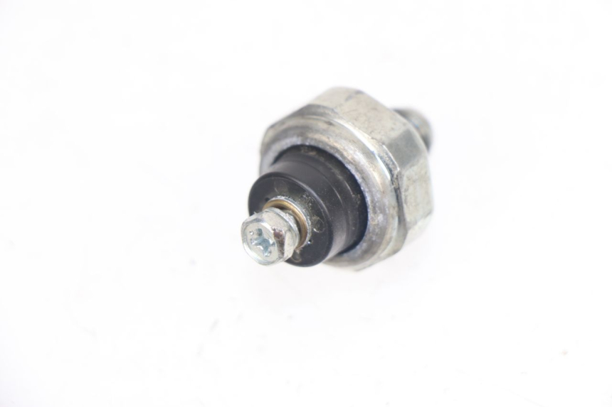 photo de OIL PRESSURE SENSOR SUZUKI GSR 750 (2011 - 2017)