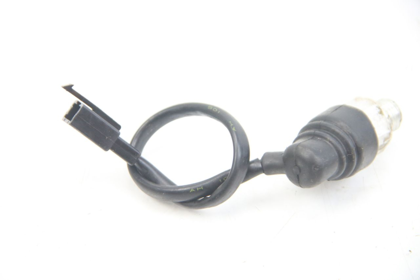 photo de OIL PRESSURE SENSOR SUZUKI SV S 650 (1999 - 2002)