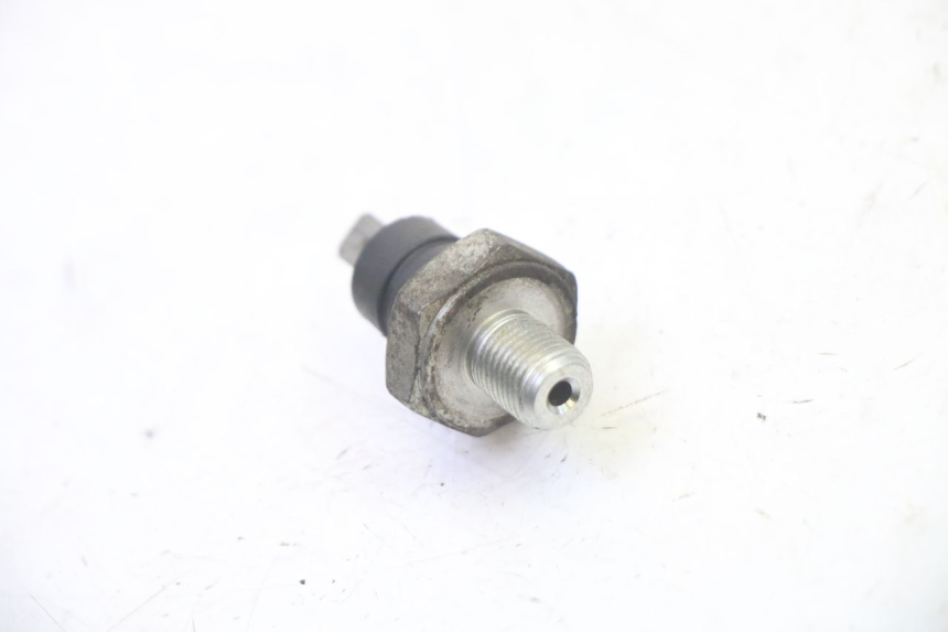 photo de OIL PRESSURE SENSOR PIAGGIO XEVO - X EVO 125 (2007 - 2016)