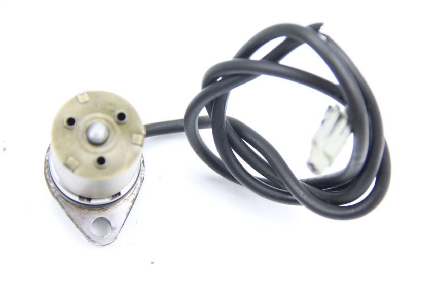 photo de OIL PRESSURE SENSOR YAMAHA FJR ABS 1300 (2006 - 2012)