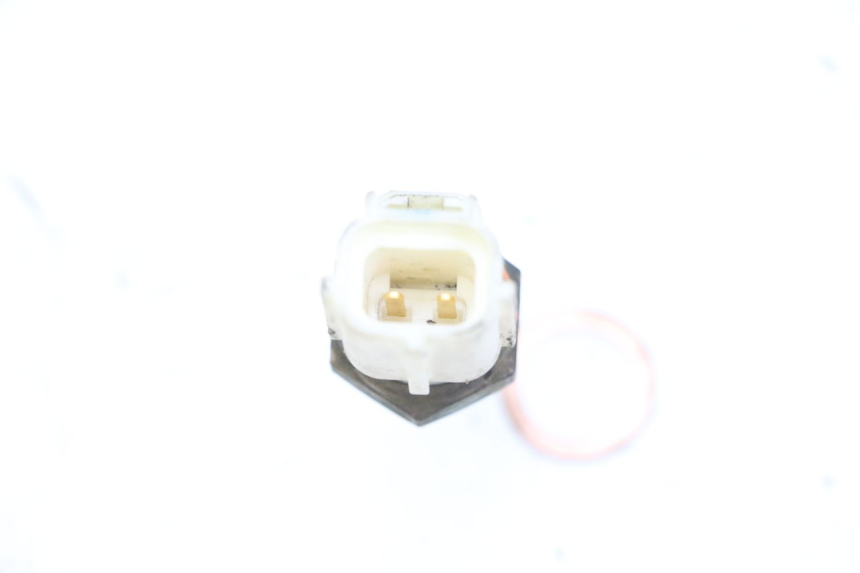 photo de WATER TEMPERATURE SENSOR SUZUKI BURGMAN 650 (2013 - 2020)