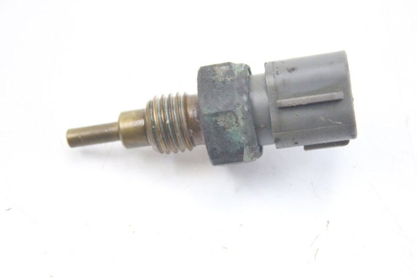 photo de WATER TEMPERATURE SENSOR HONDA VFR FI RC46 800 (1998 - 2001)