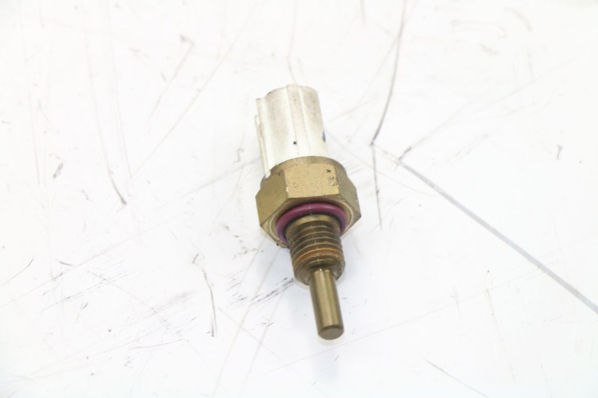 photo de WATER TEMPERATURE SENSOR KAWASAKI J300 300 (2014 - 2017)