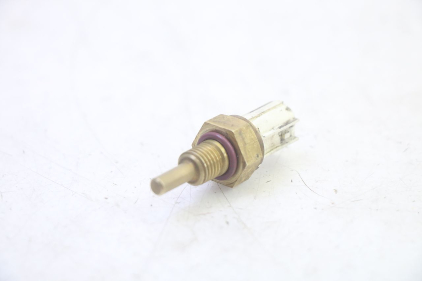photo de WATER TEMPERATURE SENSOR KAWASAKI KXF KX-F 250 (2017 - 2019) - Alternative perspective