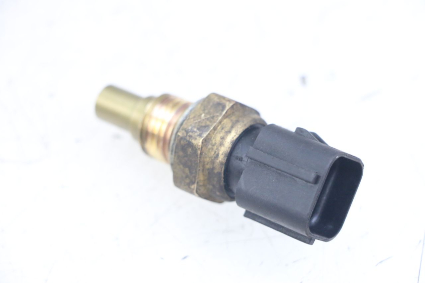 photo de WATER TEMPERATURE SENSOR QUADRO 3D S 350 (2013 - 2018)