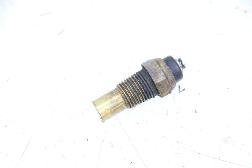 photo de WATER TEMPERATURE SENSOR SUZUKI TS X 80 (1984 - 1988)