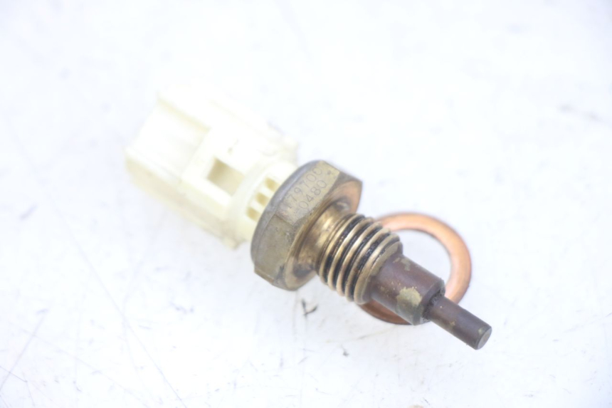 photo de WATER TEMPERATURE SENSOR YAMAHA X-MAX XMAX 250 (2006 - 2009)