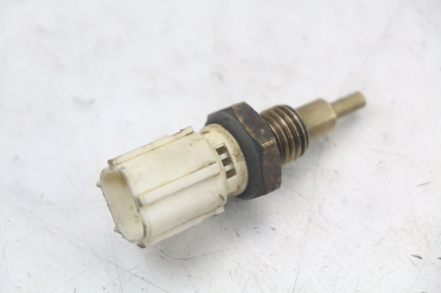 photo de WATER TEMPERATURE SENSOR YAMAHA XMAX X-MAX 125 (2006 - 2009) - Component detail