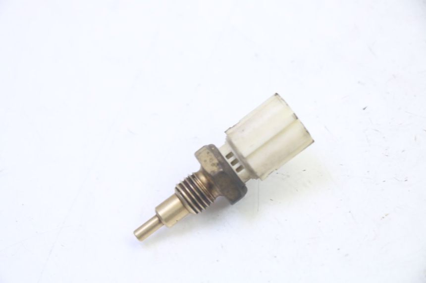 photo de WATER TEMPERATURE SENSOR YAMAHA X-MAX XMAX 250 (2006 - 2009)