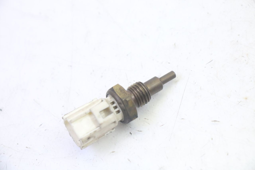photo de WATER TEMPERATURE SENSOR YAMAHA X-MAX XMAX 125 (2010 - 2014)
