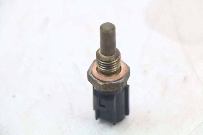 photo de WATER TEMPERATURE SENSOR YAMAHA FJR ABS 1300 (2006 - 2012)