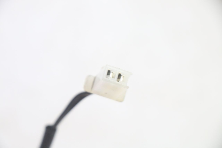 photo de OUTDOOR TEMPERATURE SENSOR PIAGGIO MP3 500 (2016 - 2018) - Alternative perspective