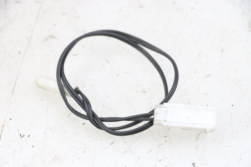 photo de OUTDOOR TEMPERATURE SENSOR PEUGEOT SATELIS 125 (2013 - 2018)
