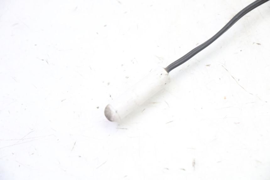 photo de OUTDOOR TEMPERATURE SENSOR PEUGEOT SATELIS 125 (2013 - 2018)