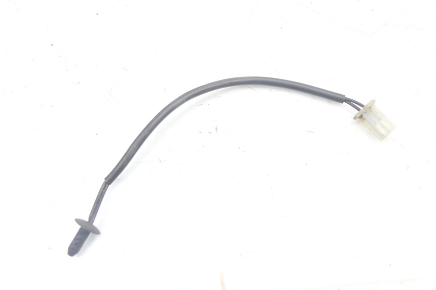 photo de OUTSIDE TEMPERATURE SENSOR PIAGGIO XEVO - X EVO 125 (2007 - 2016) - Component detail