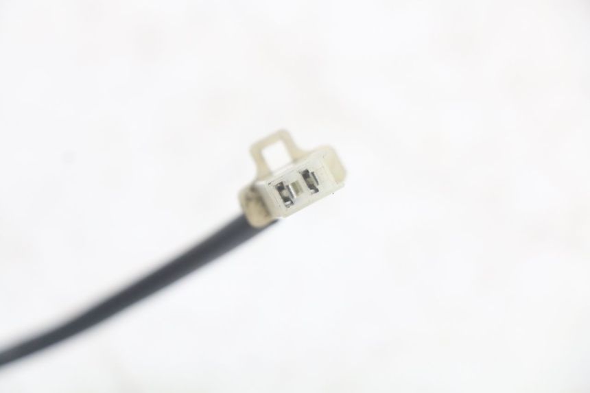 photo de OUTSIDE TEMPERATURE SENSOR PIAGGIO XEVO - X EVO 125 (2007 - 2016) - Alternative perspective